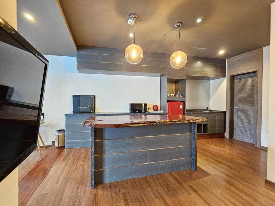 33 pyeong Family Jacuzzi | Free WiFi