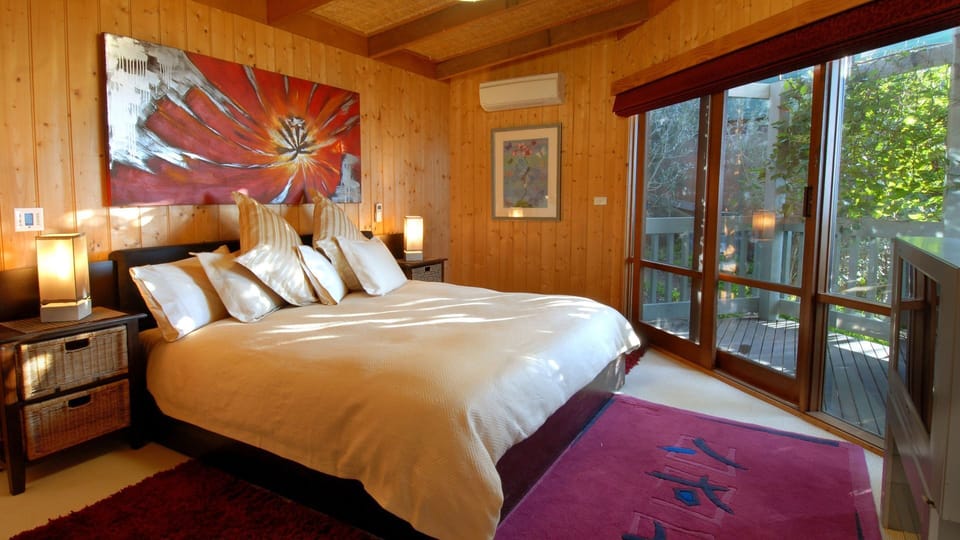 Skyview Penthouse King Bed
