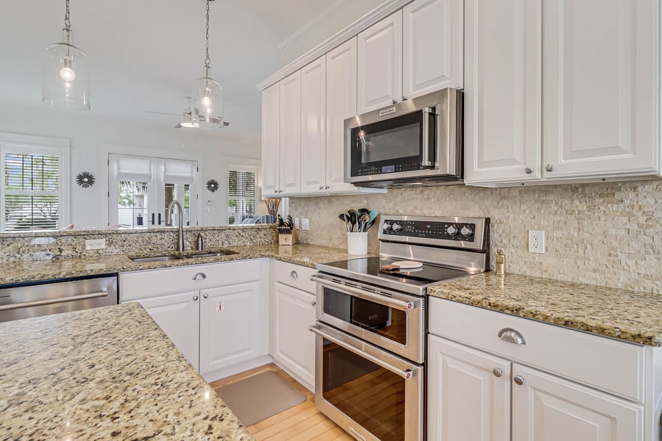 Kitchen, 1st Floor