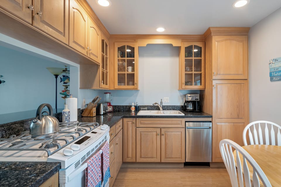 Kitchen with Breakfast Nook
