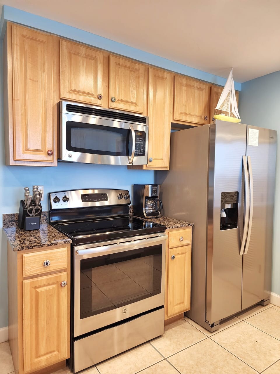 Fully equipped kitchen