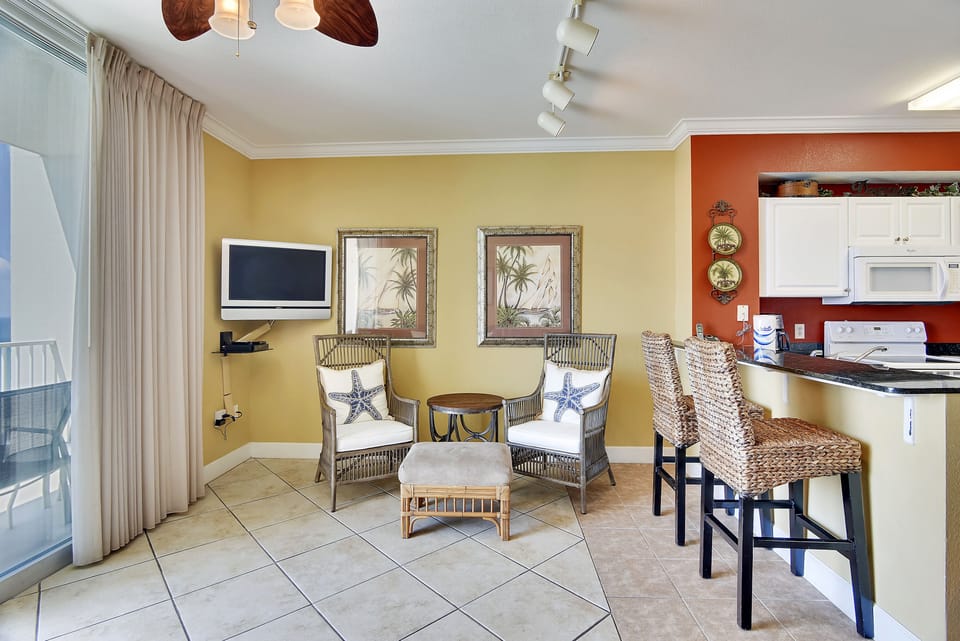 Gulf Front Living Area with Sleeper Sofa