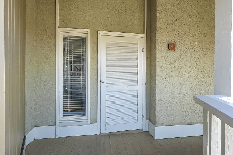 Port O' Call E302, Isle of Palms (21)