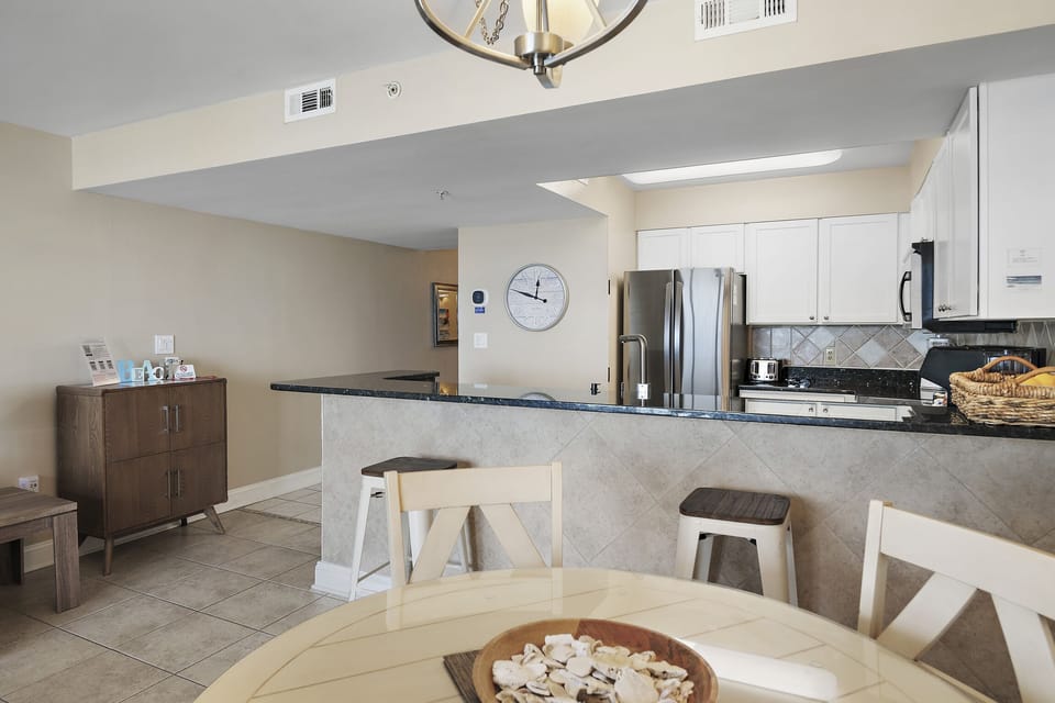 Full kitchen with stainless appliances