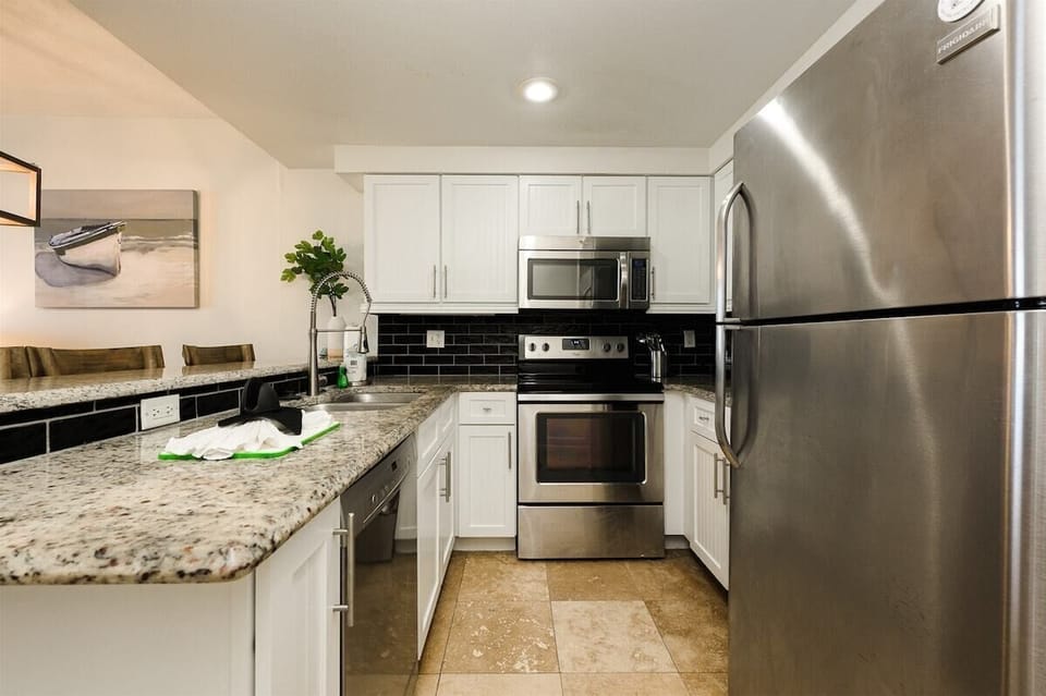 Another look at the beautiful updated kitchen