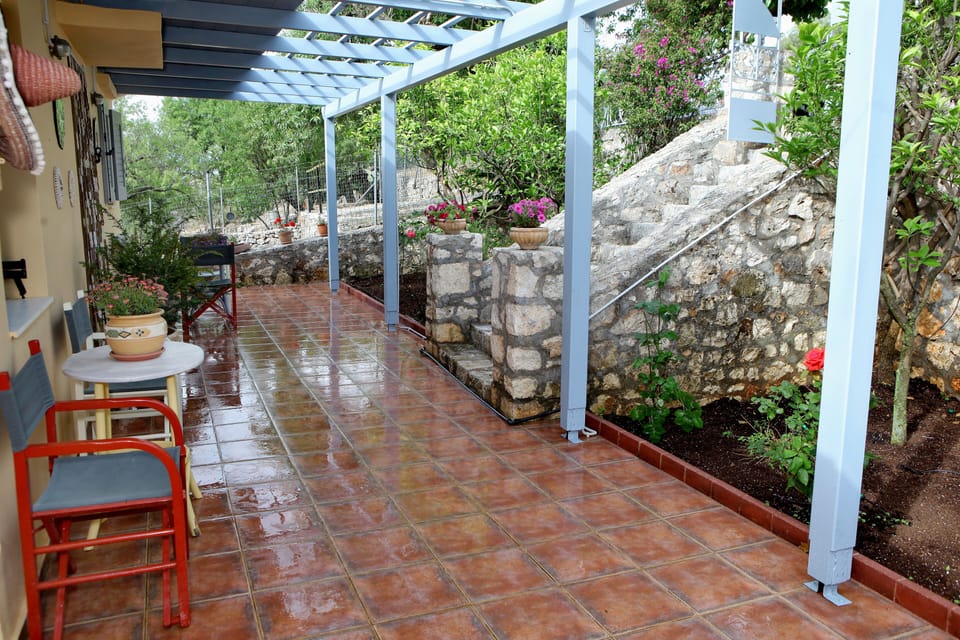 Front entrance terrace