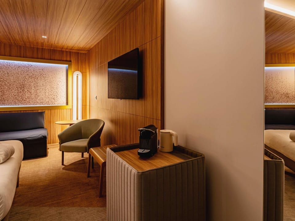 Pillowtop beds, in-room safe, blackout drapes, soundproofing