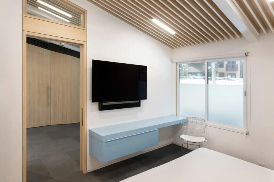 masterbedroom_TV