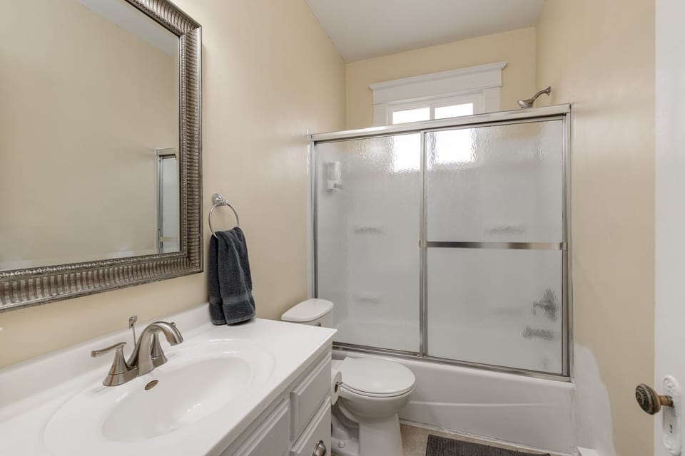 Bathroom 1 on level 1 is full bathroom with Tub and shower, toilet