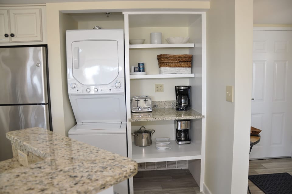 Washer /Dryer and Coffe Bar with extra counter space