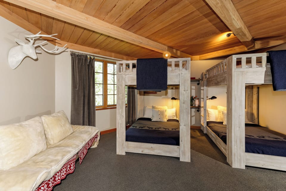 Guest Room 2