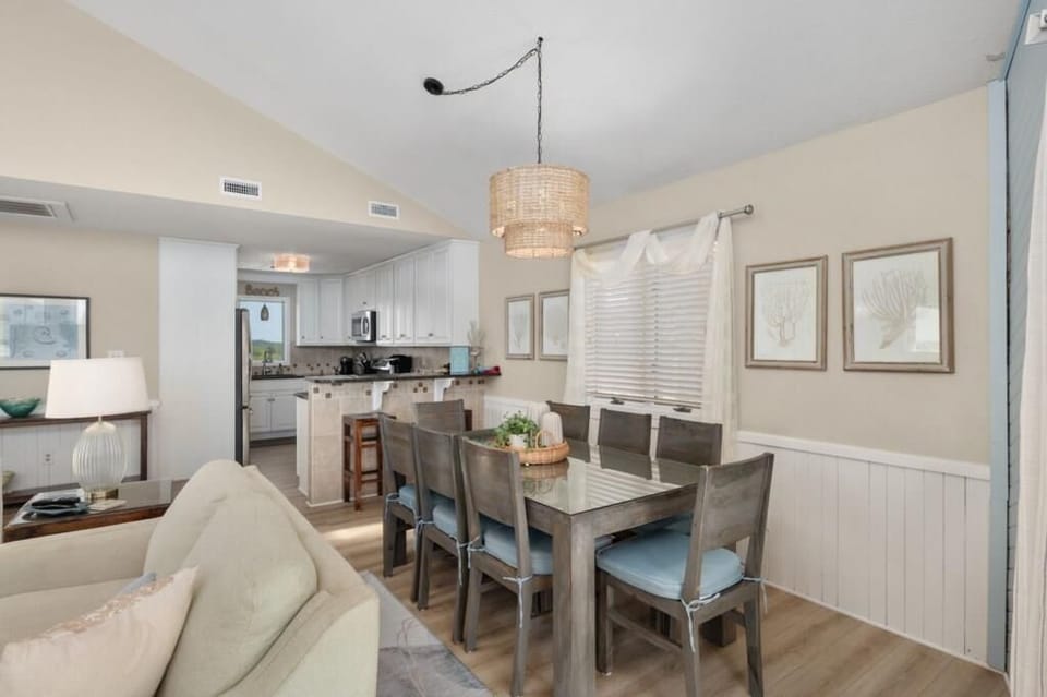 Diningroom1