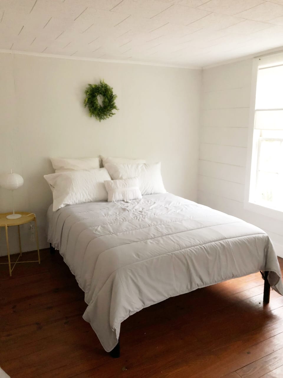 Full bed