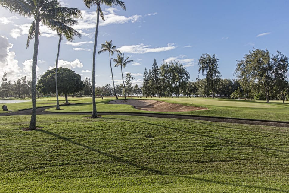 1st hole of Fazio golf course