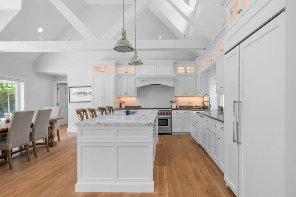 Large beautiful Cook's Kitchen with Wolf stove and Sub-Zero refrigerator