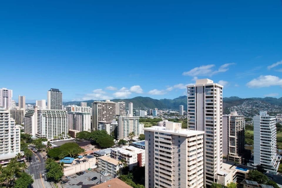 City and mountain views from the lanai balcony