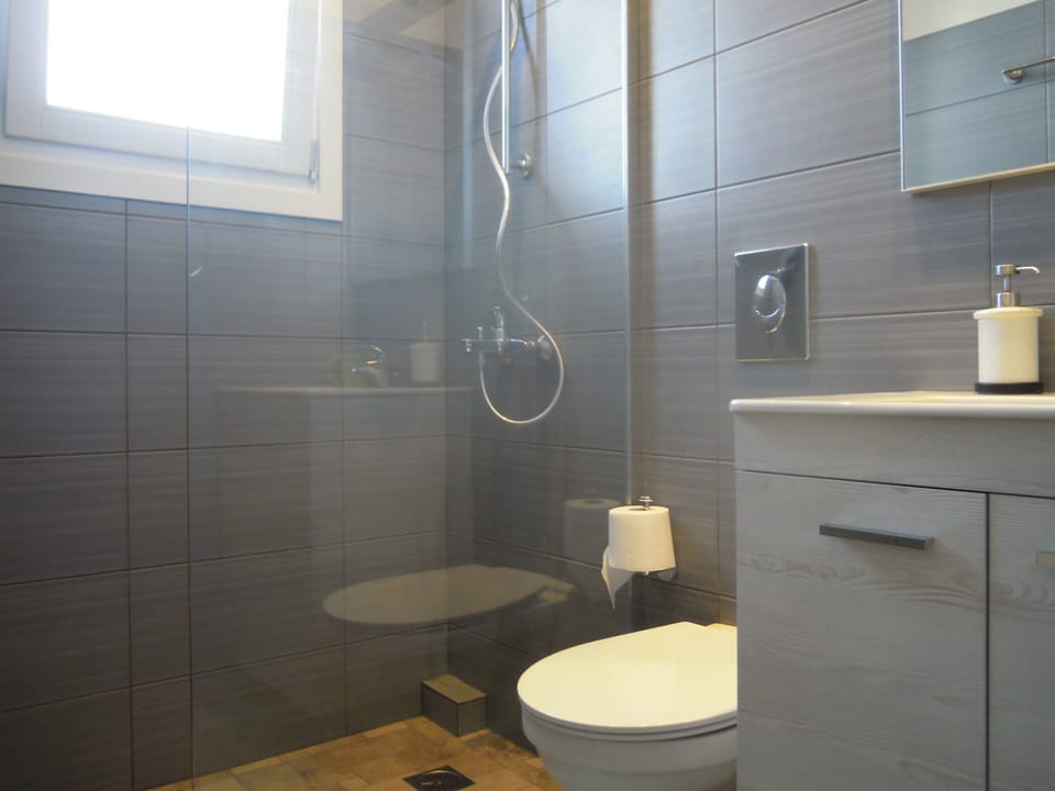 Double Room, Balcony, Sea View | Bathroom | Shower, free toiletries, hair dryer, towels