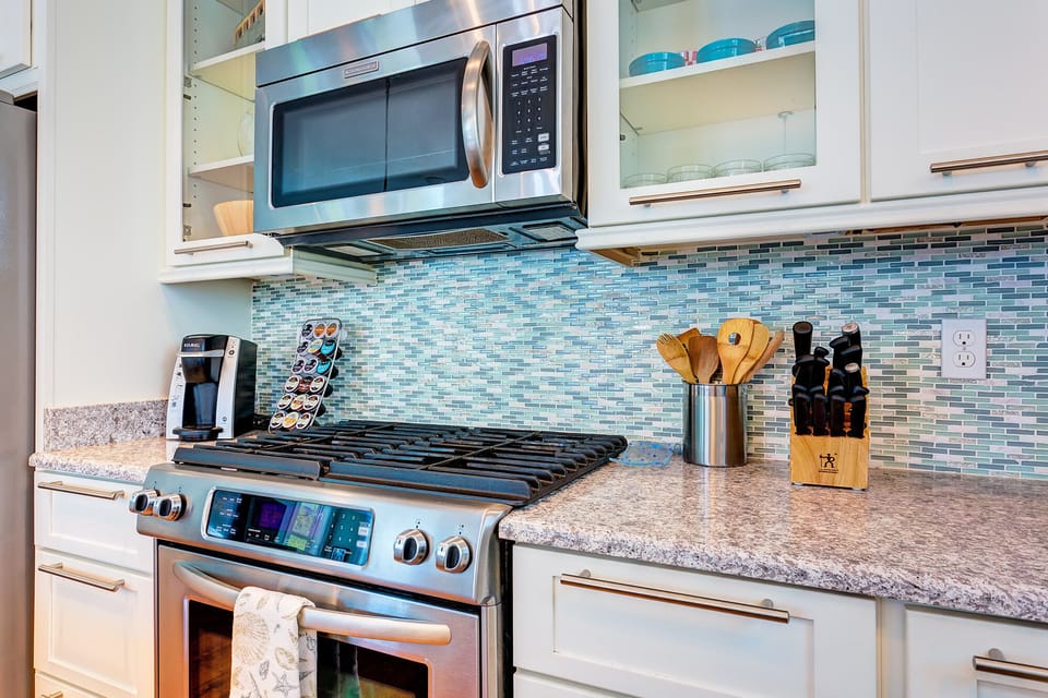 Gourmet stainless appliances
