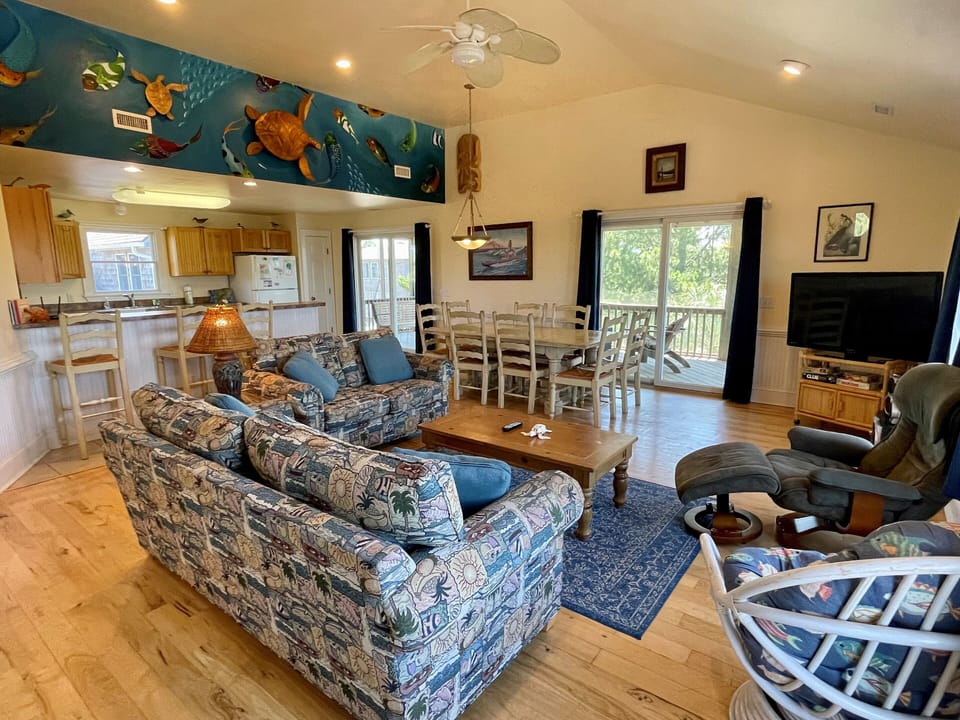 Living Area with TVDVD, Second Floor with Screened Porch Access