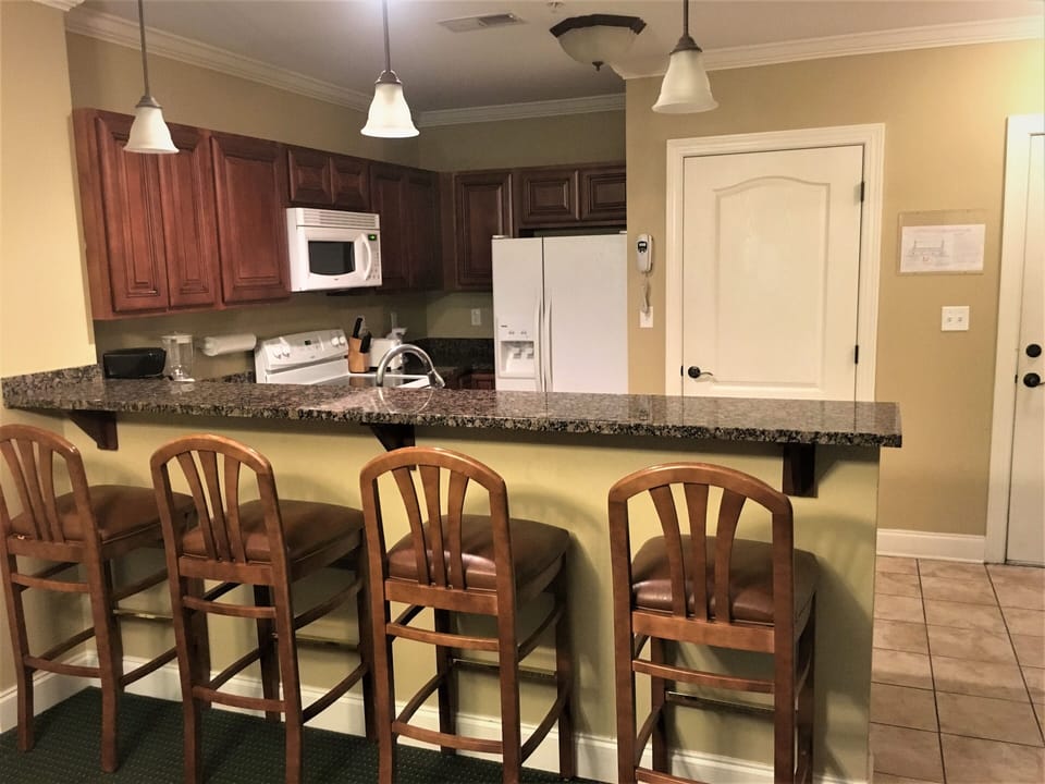 Extra seating area overlooking the kitchen