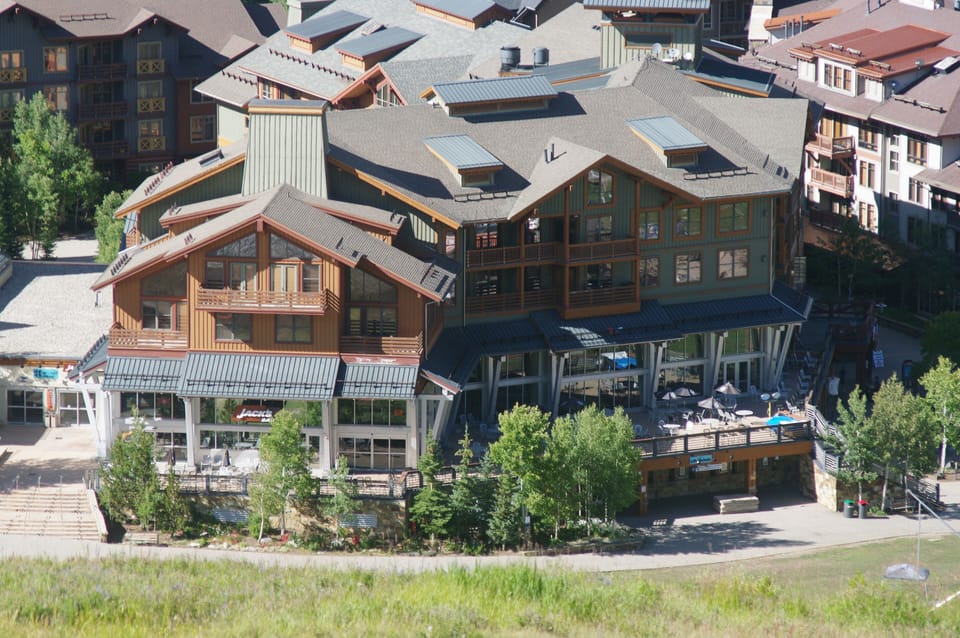 Our building is situated right between the Flyer lift and the Eagle lift.