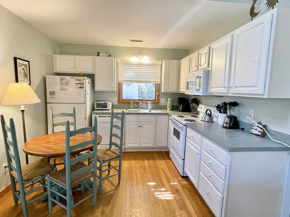 Kitchen and Dining Area, First Floor