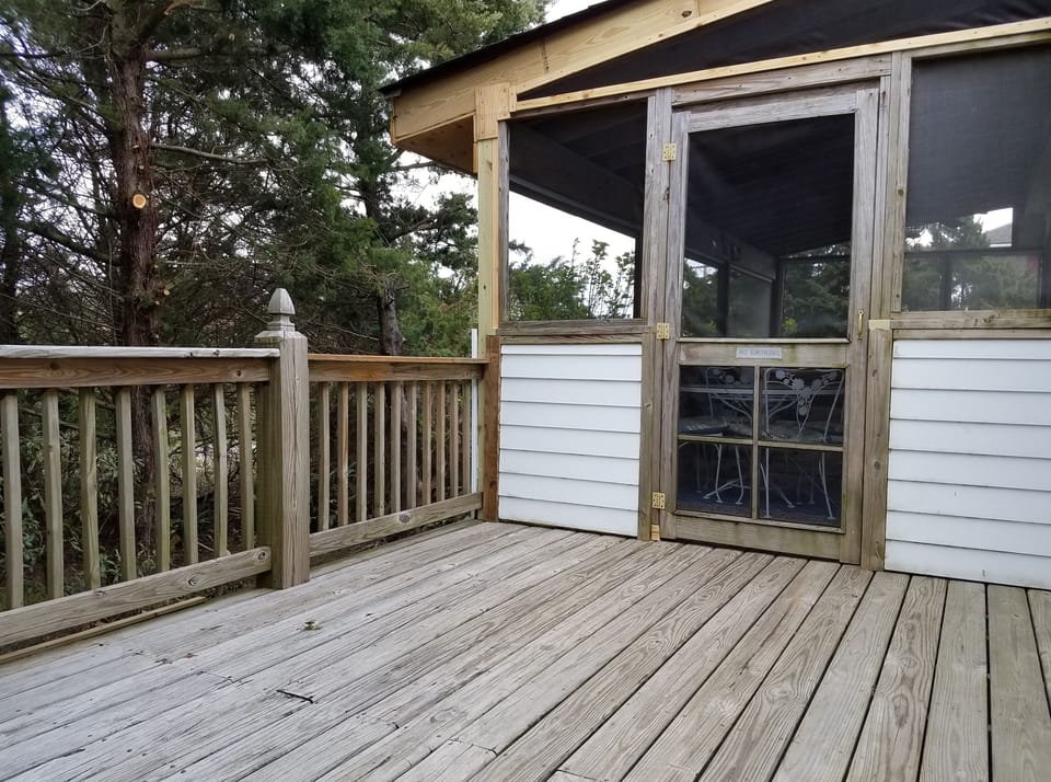 Rear Deck