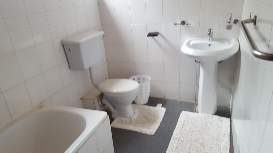 Double Room, Balcony (Private Bathroom) | Room amenity