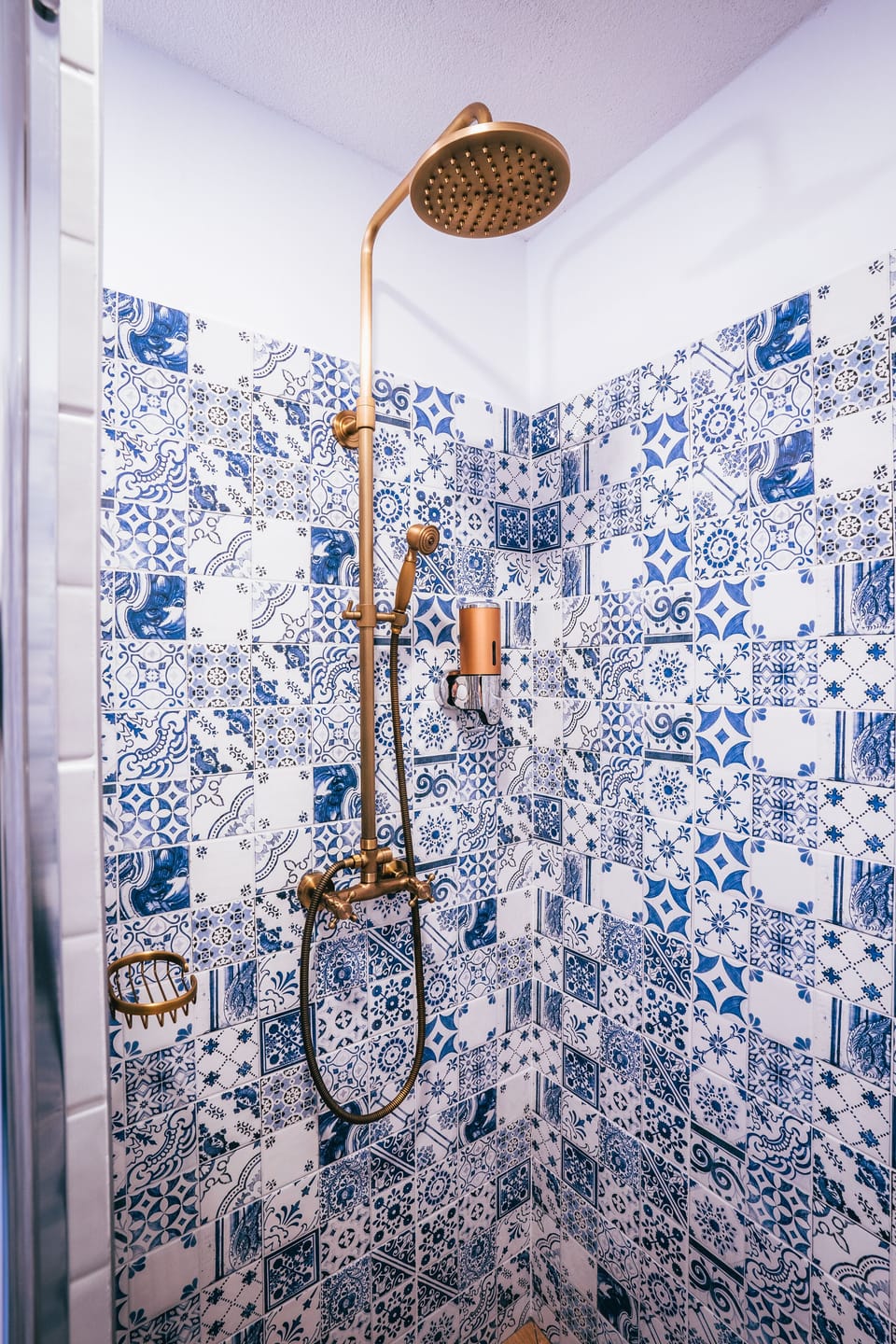 Family Quadruple Room, 2 Bedrooms | Bathroom | Shower, free toiletries, hair dryer, bathrobes