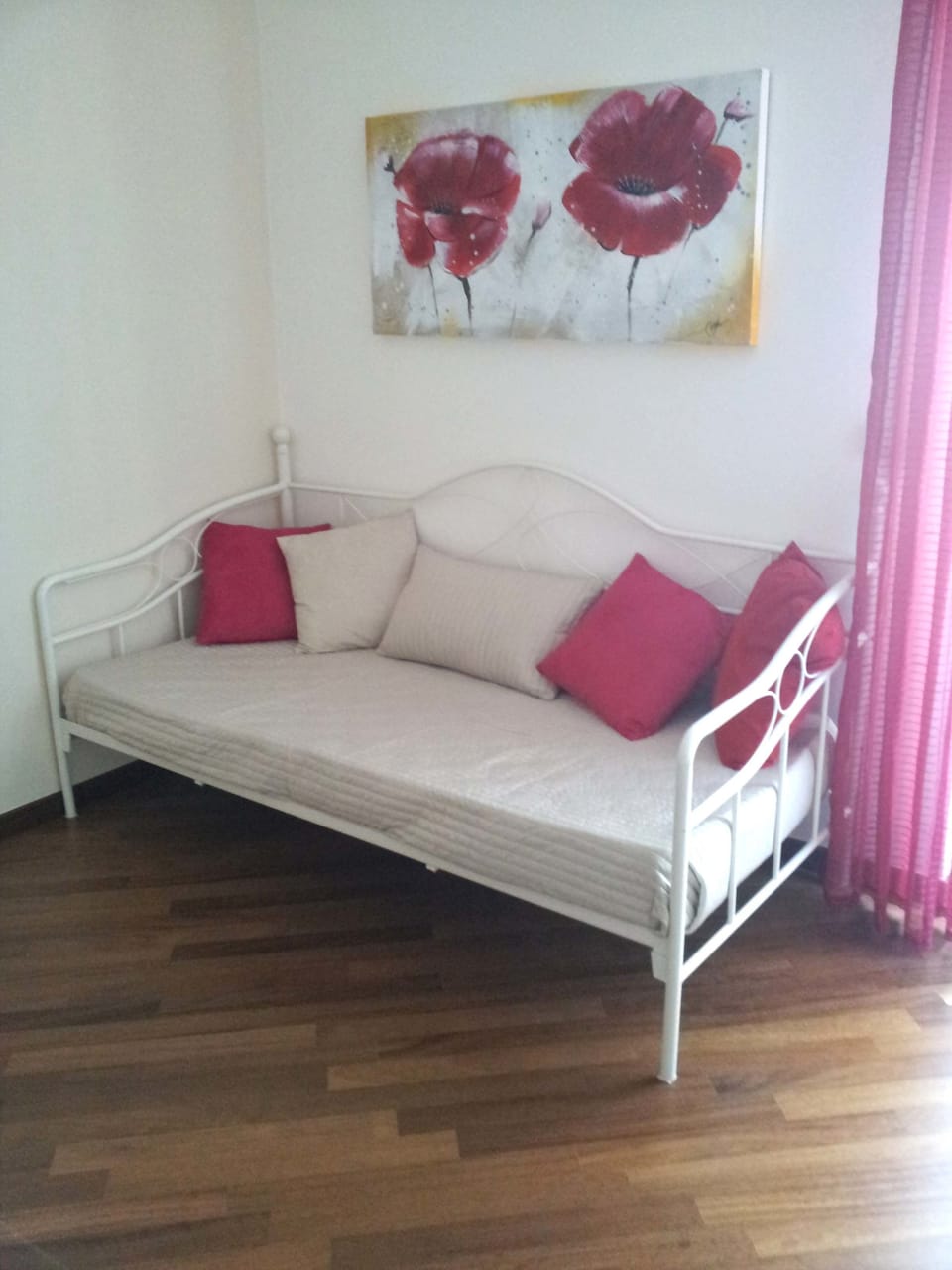 Comfort Double Room | Premium bedding, desk, iron/ironing board, free WiFi
