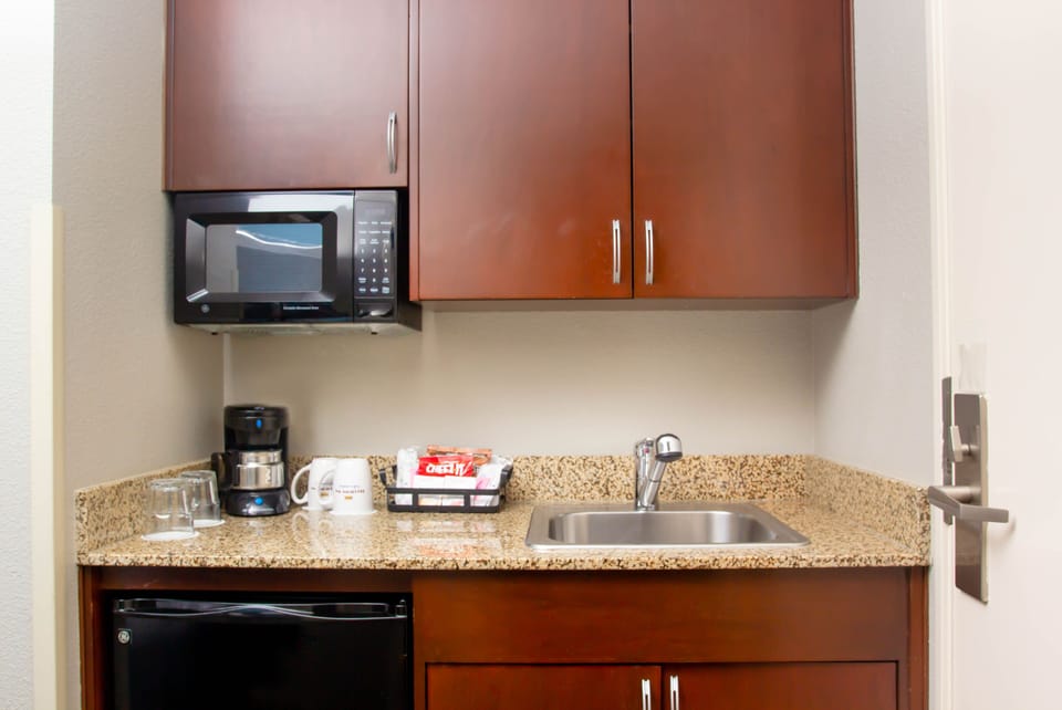 Fridge, microwave, coffee/tea maker