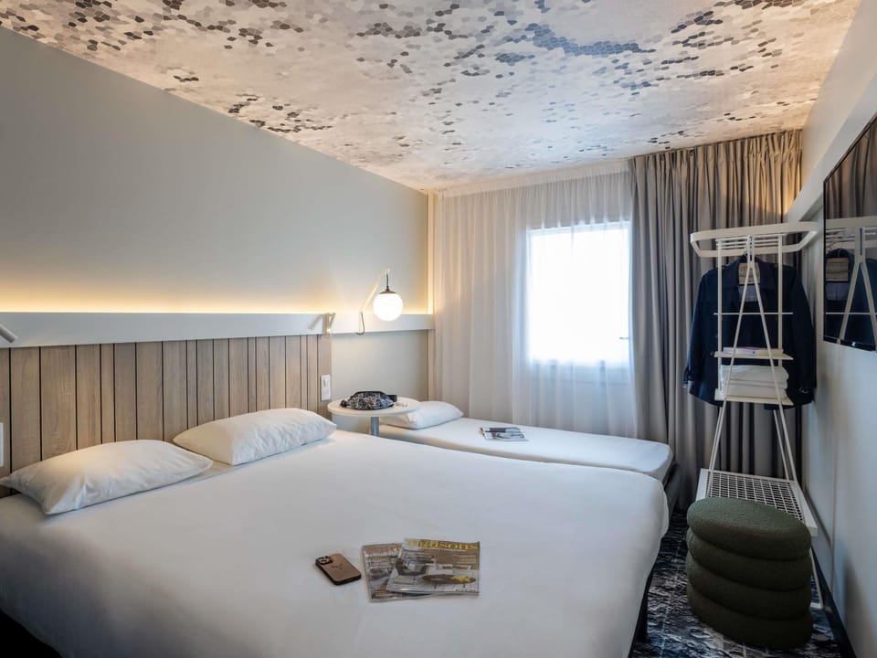 Room, Multiple Beds | Hypo-allergenic bedding, desk, blackout drapes, soundproofing