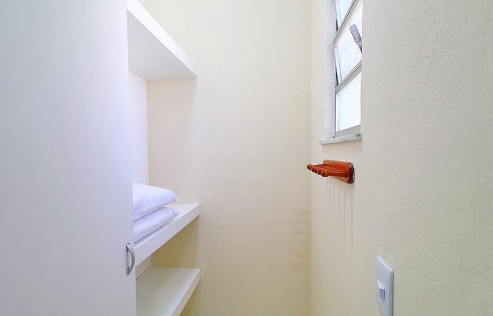 Apartment | 2 bedrooms, desk, iron/ironing board, bed sheets