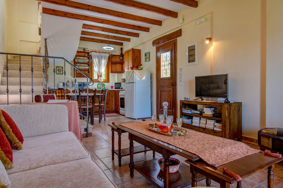 Villa, 2 Bedrooms | Living area | Flat-screen TV