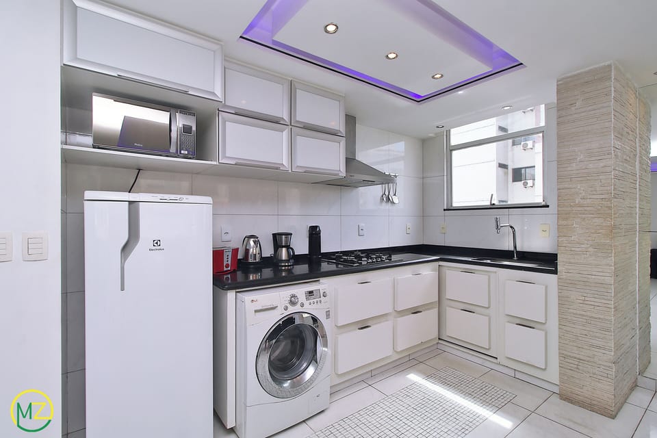Apartment | Private kitchen | Fridge, microwave, coffee/tea maker, toaster