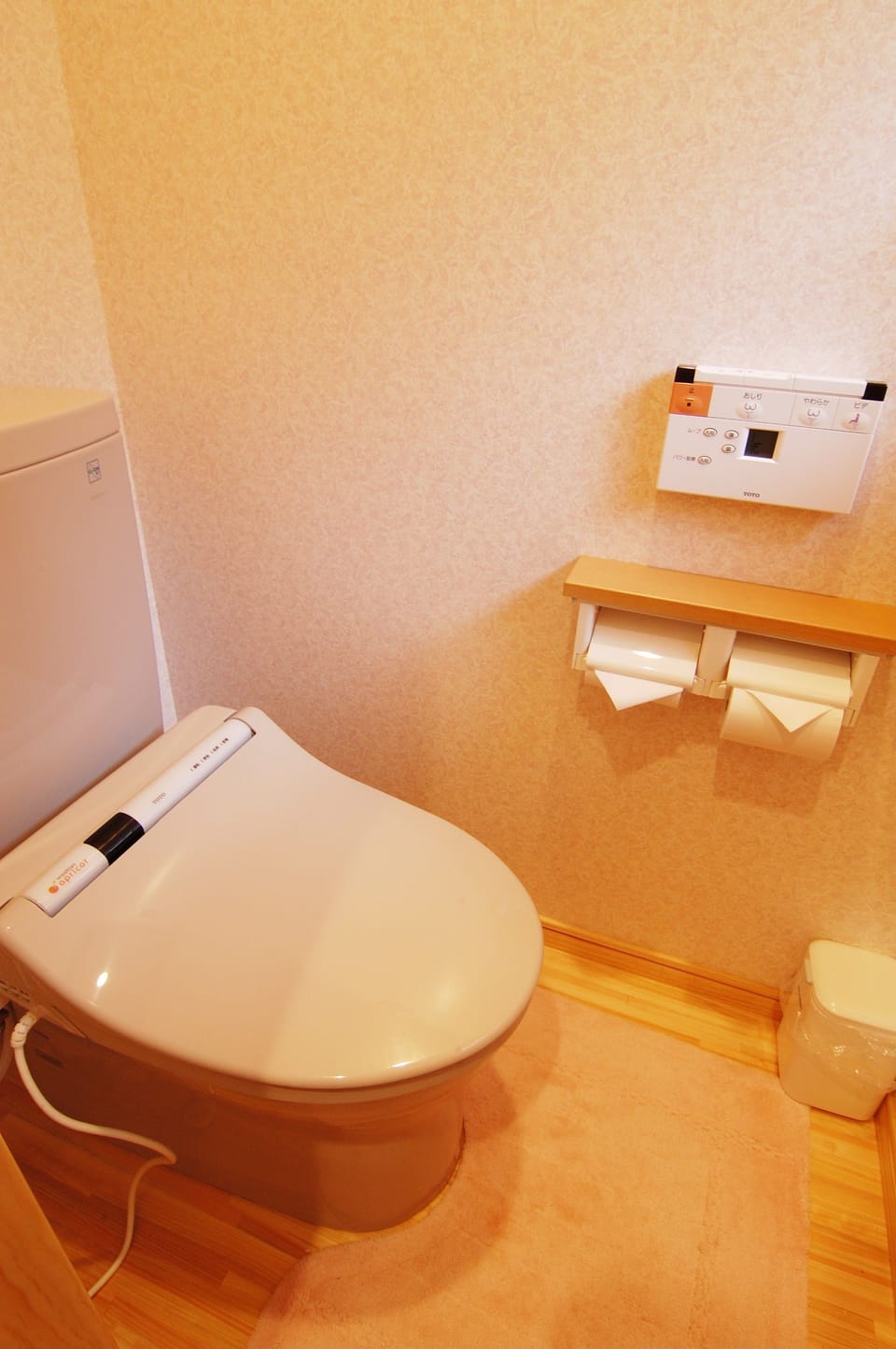 Separate tub and shower, free toiletries, hair dryer, slippers
