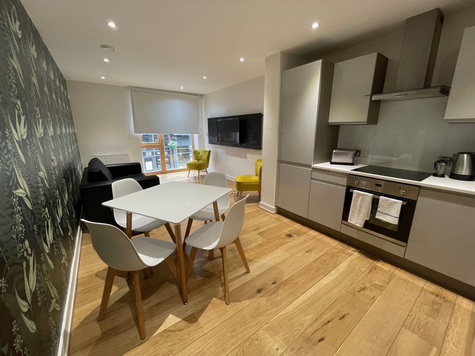 Apartment, 2 Bedrooms, Accessible (new) | In-room dining