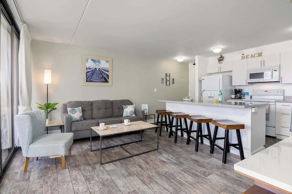 Living and dining area