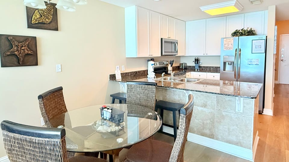 Dining / Kitchen