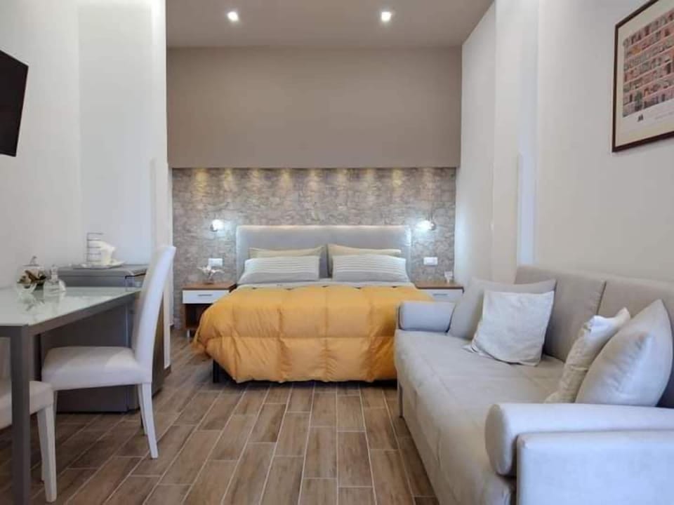 Basic Double or Twin Room | Desk, cribs/infant beds, rollaway beds, free WiFi