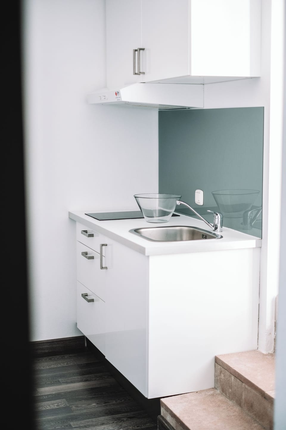 Junior Studio Suite, Terrace, Mountain View | Private kitchen | Coffee/tea maker, highchair