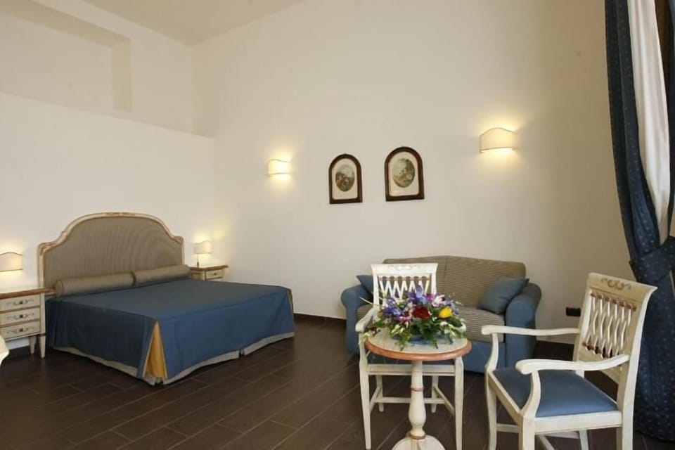 Minibar, in-room safe, desk, rollaway beds (surcharge)