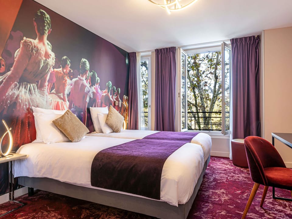 Classic Twin Room, 2 Twin Beds | Premium bedding, minibar, in-room safe, desk