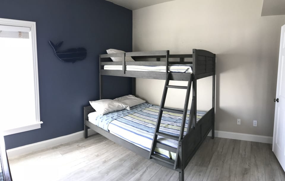 Lower Level Twin over Full Bunk Room