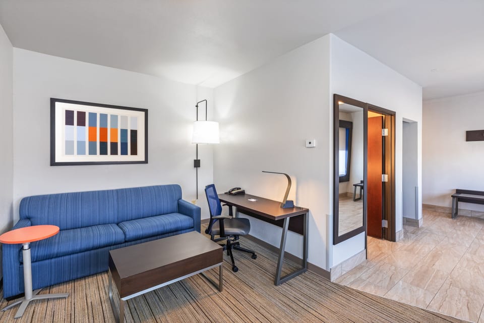 Suite, 1 Bedroom (Feature) | In-room safe, desk, iron/ironing board, cribs/infant beds