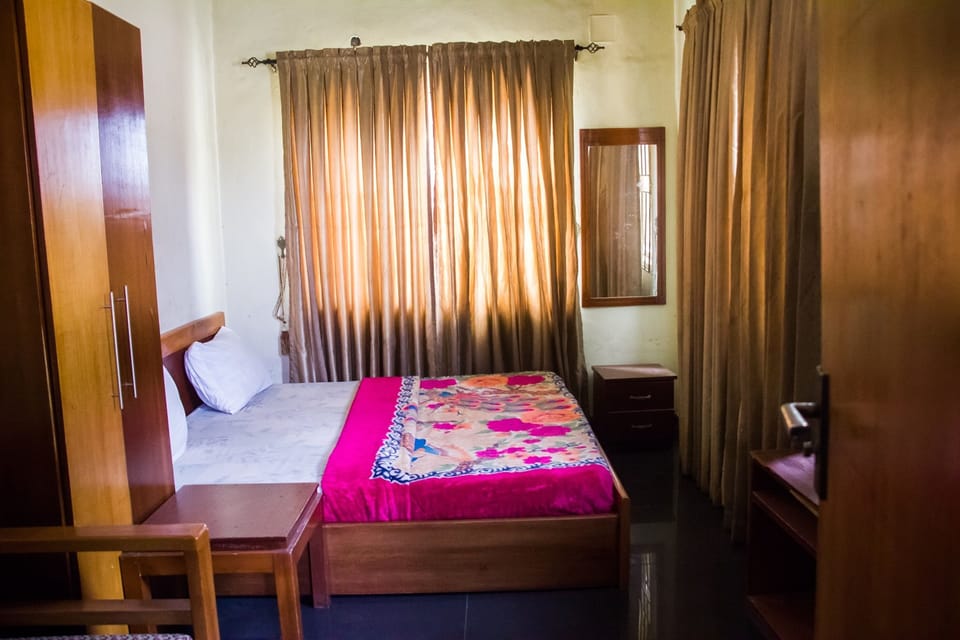 Standard Double Room, 1 Double Bed | Desk, WiFi