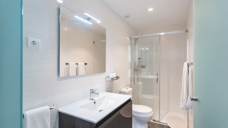 Free toiletries, hair dryer, towels