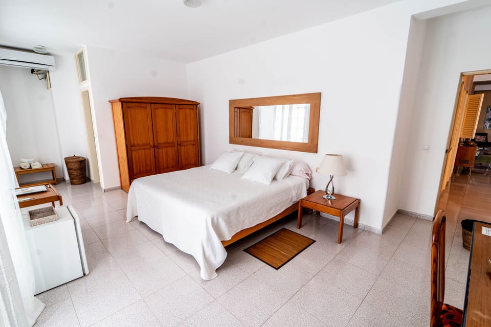Junior Suite | Desk, free WiFi, bed sheets