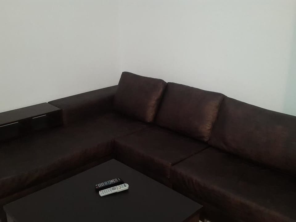 Apartment, 1 Bedroom | Living area