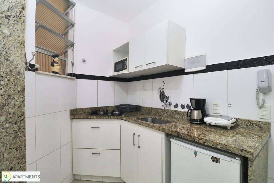 Apartment | Private kitchen | Fridge, microwave, stovetop, coffee/tea maker
